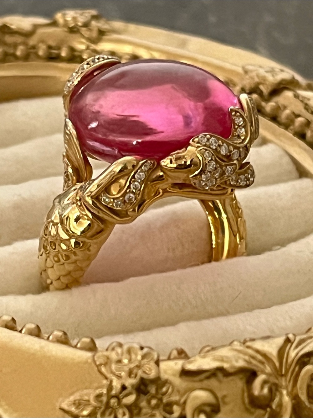Stunning Mermaid Wrap Ring
Sterling Silver Pink Sapphire Size 10 Gold Tone